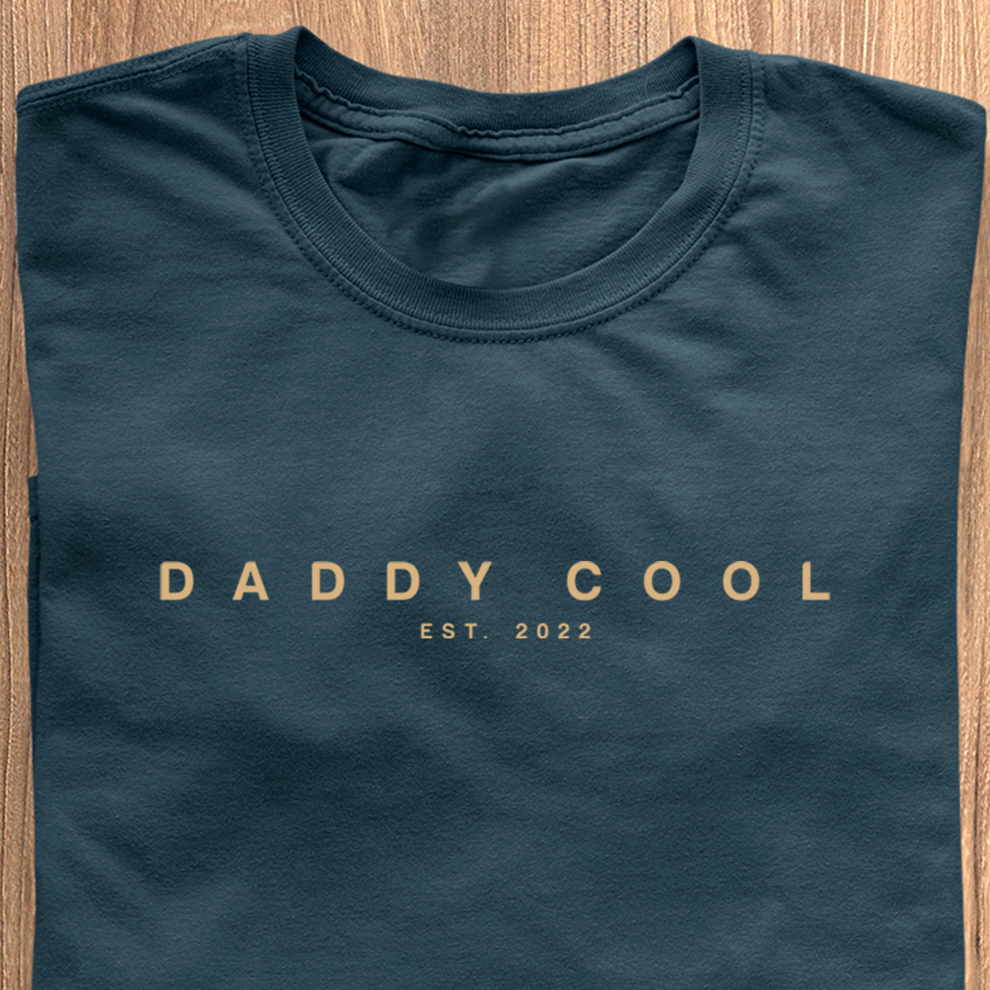 Daddy Cool Modern Edition T-Shirt - Datum personalisierbar